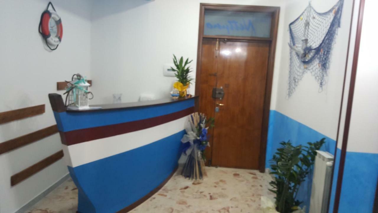 B&B Nettuno Messina Eksteriør billede